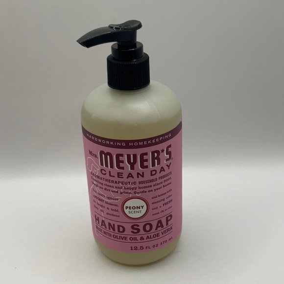 NEW! Mrs. Meyer's Clean Day Peony Scent 12.5oz Hand Soap - Picture 1 of 1